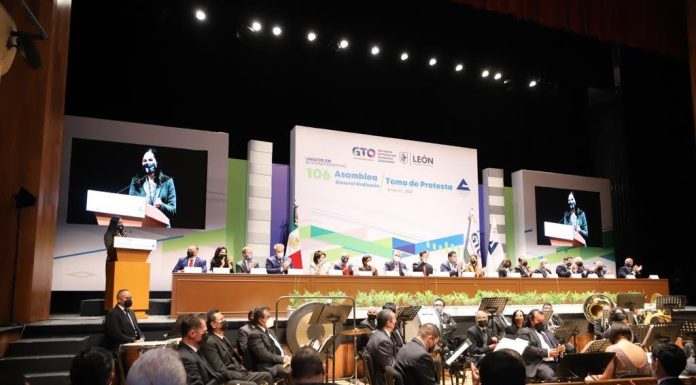 León impulsa la reactivación económica responsable con CANACO: Ale Gutiérrez