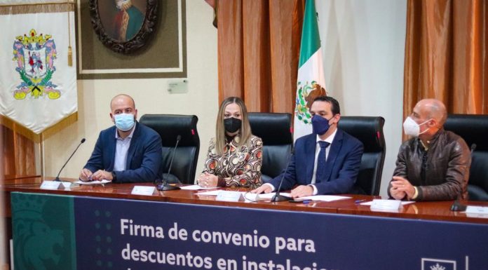 Municipio y Comude firman por activación física de servidores públicos