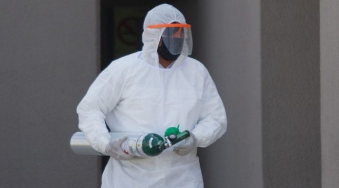 Identifican nueva variante de COVID-19 en Chipre; la nombran “Deltacrón” Identifican nueva variante de COVID-19 en Chipre; la nombran "Deltacrón"