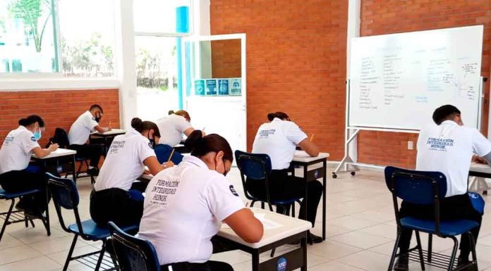 Promueven información clara y oportuna sobre sexualidad Promueven información clara y oportuna sobre sexualidad