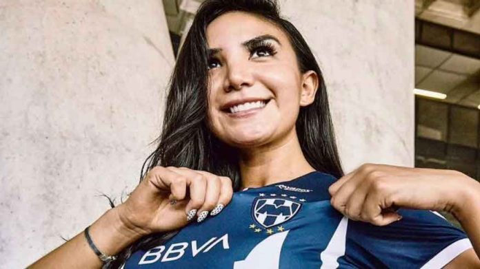 Rayados: Alejandra Delgadillo enciende las pasiones de los fans con 'picante' foto