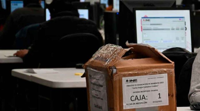 Revocación de mandato: 1 de cada 4 firmas fue usurpada, revela muestra del INE Revocación de mandato: 1 de cada 4 firmas fue usurpada, revela muestra del INE