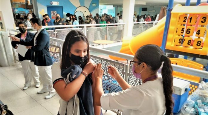 SSG inicia jornada de vacunación a menores de edad en 14 puntos de Guanajuato