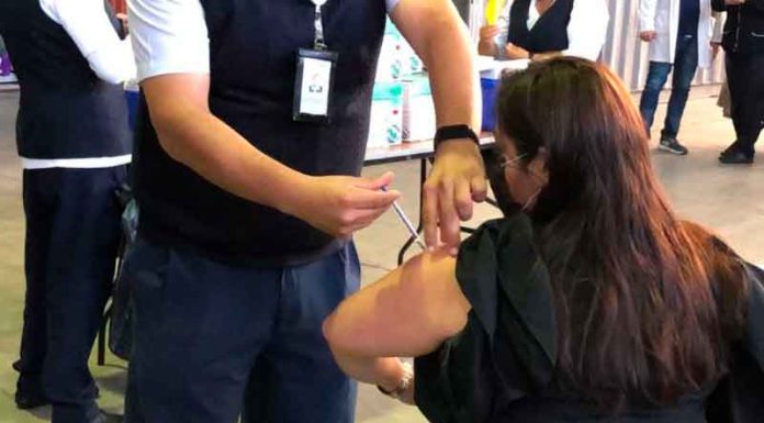 Auditoría halla anomalías en la distribución de vacunas COVID Auditoría halla anomalías en la distribución de vacunas COVID