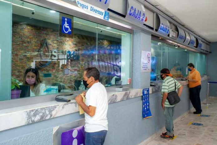 Extiende SAPAL atención a usuarios Extiende SAPAL atención a usuarios