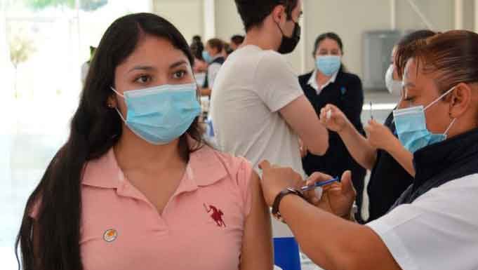 Inicia mañana refuerzo de vacunas para personas de 30 a 39 años en 30 municipios Inicia mañana refuerzo de vacunas para personas de 30 a 39 años en 30 municipios