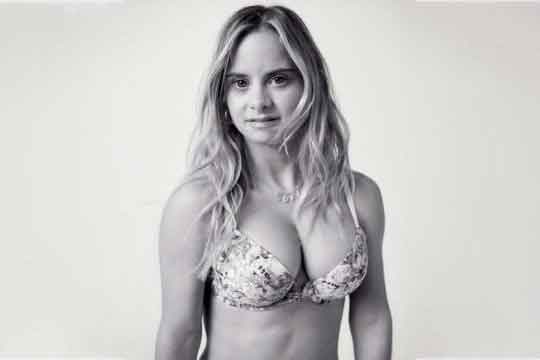 Primer modelo con síndrome de Down destacada en el mundo de la lencería Primer modelo con síndrome de Down destacada en el mundo de la lencería