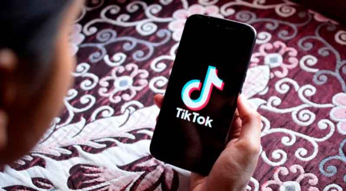 Fallece niño británico que realizó peligroso reto en Tik Tok TikTok: ¿Cómo encontrar videos que viste y no guardaste?