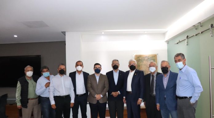 Diputados del PAN se reúnen con Consejo Consultivo del Colegio de Ingenieros Civiles de León