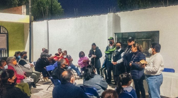 Dialogan colonos de la Nicolás Campa con Gobierno Municipal y externan necesidades Vecinos de la Nicolás Campa con Gobierno Municipal de San José Iturbide y externan necesidades