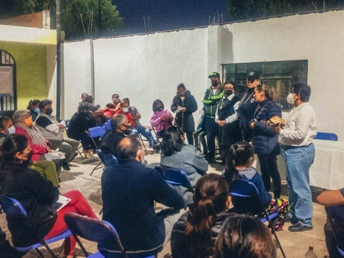 Vecinos de la Nicolás Campa con Gobierno Municipal de San José Iturbide y externan necesidades