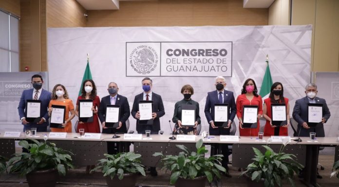 Firman convenio Congreso de Guanajuato y Transparencia Mexicana