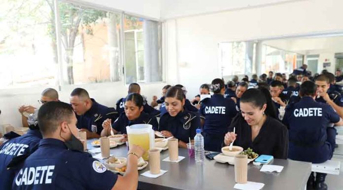 LEÓN | Aplicarán 2 mil 800 exámenes de control y confianza Academia metropolitana contará con licenciatura en derecho