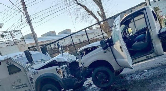 Policía de León frustra violento robo a tres camionetas de valores (VIDEOS)