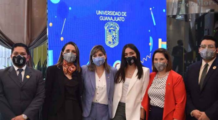 Estudiantes inician Abejas Embajadoras de Derechos Humanos UG Estudiantes inician Abejas Embajadoras de Derechos Humanos UG