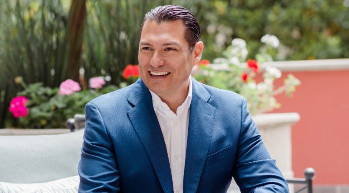 Mauricio Trejo encabeza lista de alcaldes guanajuatenses en aprobación, según DEMOSCOPIA