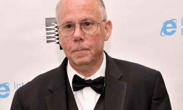 Muere creador del GIF a los 74 años Muere creador del GIF a los 74 años