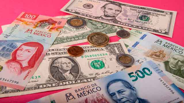 Peso avanza por cuarta sesión, perfila mejor semana en el año; BMV retrocede Peso avanza por cuarta sesión, perfila mejor semana en el año; BMV retrocede