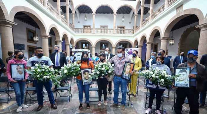 Realizan homenaje póstumo a trabajadores de SAPAL