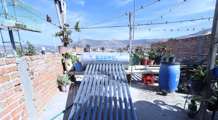 Municipio de León entrega más de 2 mil calentadores solares
