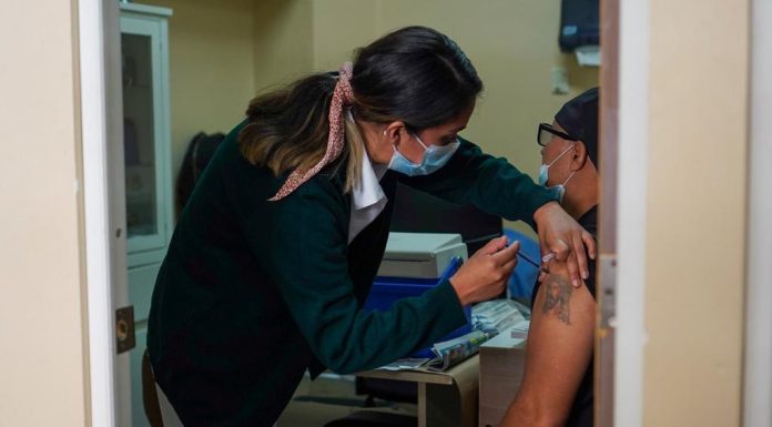 Aplican casi 4 mil vacunas en jornada masiva contra sarampión en Guanajuato