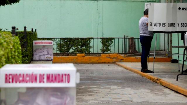 Cada voto de la revocación de mandato costó al erario 102.5 pesos Cada voto de la revocación de mandato costó al erario 102.5 pesos