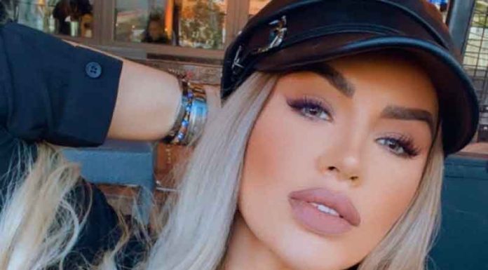 Mariana González, novia de Vicente Fernández Jr., presume sus curvas Mariana González, novia de Vicente Fernández Jr., presume sus curvas