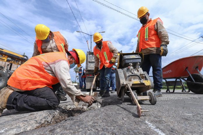 LEÓN: Tapan más de 170 baches reportados por la ciudadanía LEÓN: Tapan más de 170 baches reportados por la ciudadanía