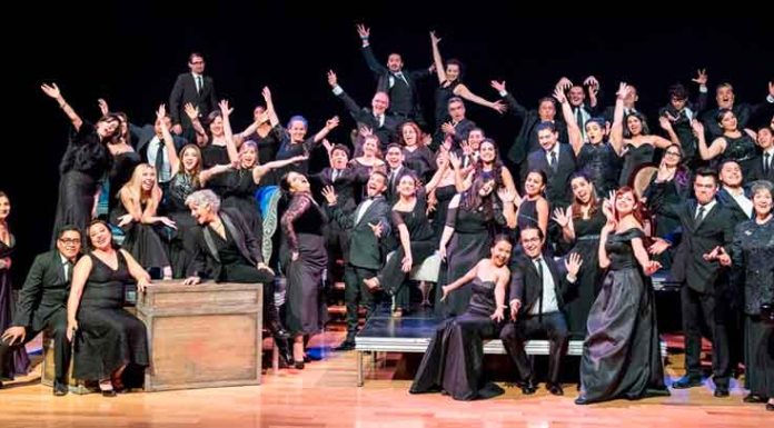 Teatro del Bicentenario presenta Gloria, la magistral obra de Antonio Vivaldi Teatro del Bicentenario presenta Gloria, la magistral obra de Antonio Vivaldi