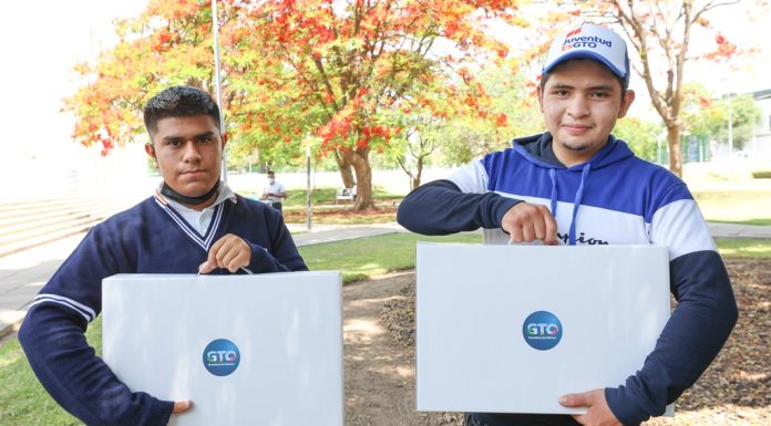 Entregará Gobierno de Guanajuato casi 16 mil becas este año