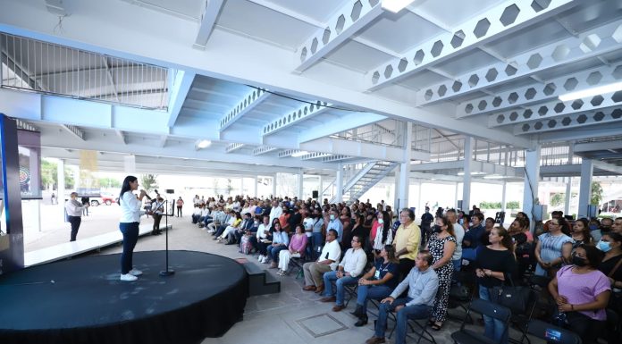 Toma protesta Ale Gutiérrez a comités de colonos en Delegación Cerrito de Jerez
