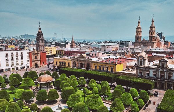 LEÓN| Capacitan a comerciantes en Turismo e Historia de León