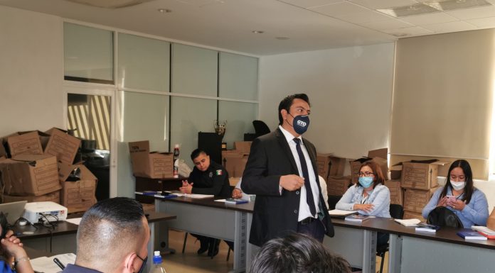 Capacitan a policías de León en atención a víctimas