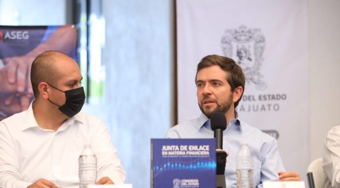 Mantiene trabajo itinerante Comisión de Hacienda del Congreso local