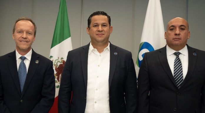 Diego Sinhue relanza su gabinete