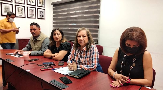 CELAYA | Recortan regidores partida social para pagarse viaje a España