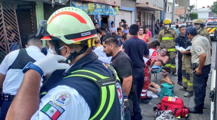 Explota vivienda donde cocinaban elotes; hay 9 heridos
