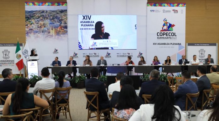 Se reúnen congresistas estatales de todo el país en Guanajuato
