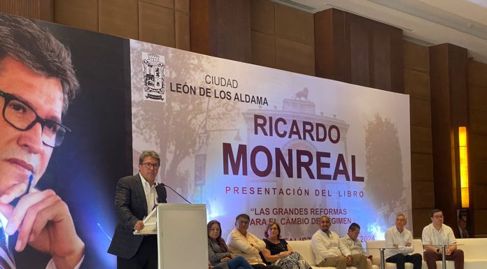 Pese a la danza de las “corcholatas”, vamos caminando: Monreal