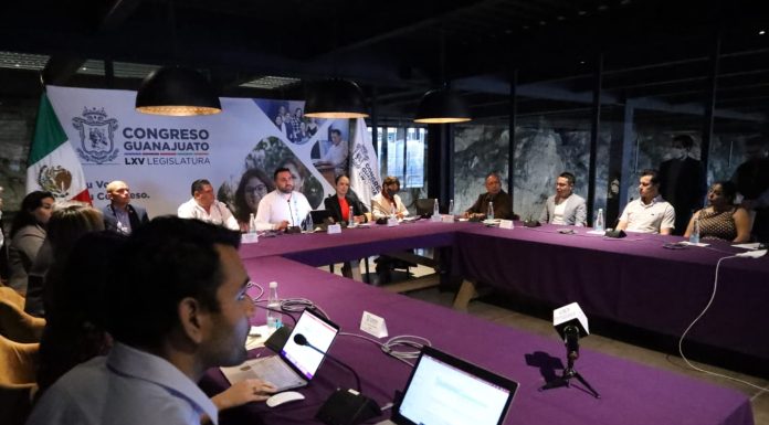 Realizan primera reunión itinerante en Comonfort