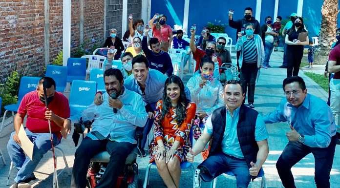 Ingudis entrega credenciales en Celaya