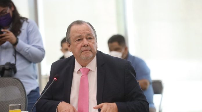 Buscan que se reconozca el derecho humano a los cuidados dignos