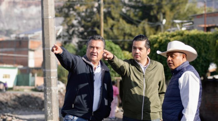 SALAMANCA | Supervisa César Prieto labores de desazolve en la comunidad La Ordeña