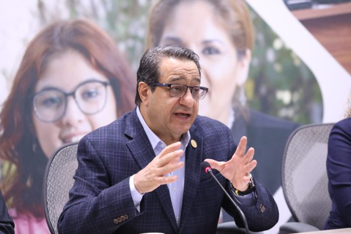 Dip. Miguel Salim (1)