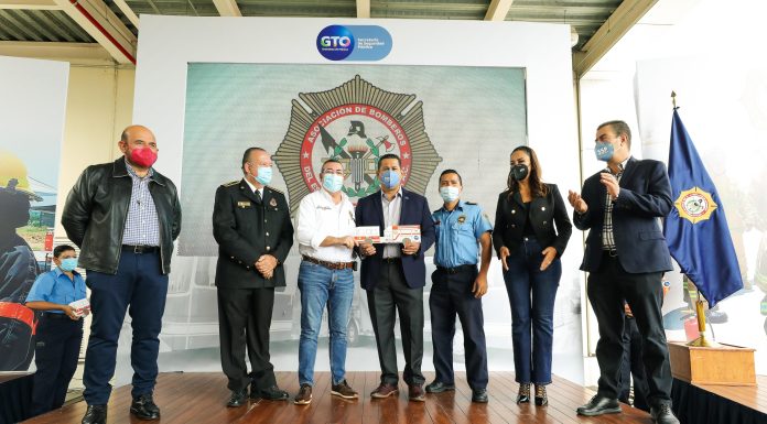 Conmemoran el Día del Bombero