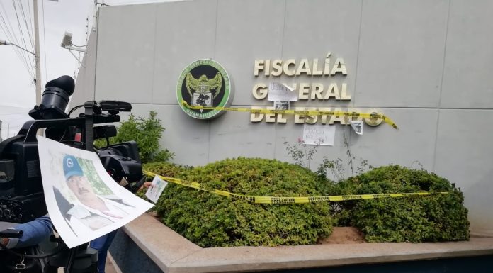 Emite Fiscalía ficha roja contra homicida de Enrique Sosa