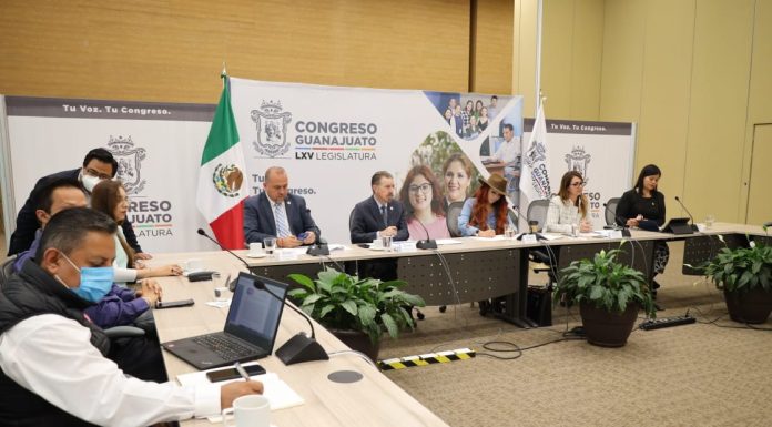 Dialogan con titular de la Secretaría del Migrante y Enlace Internacional