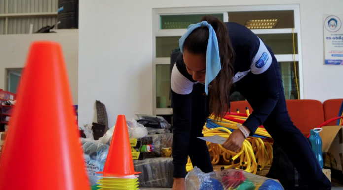 SEG distribuye material deportivo del programa kinder Joy of Moving