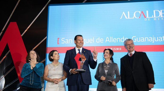 Recibe San Miguel de Allende premio por ser el “Mejor Destino Turístico del Mundo”