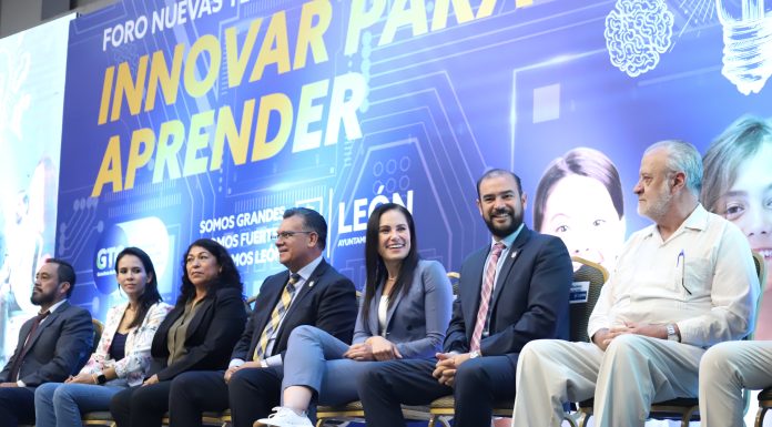 Son los docentes formadores de sociedad: Ale Gutiérrez